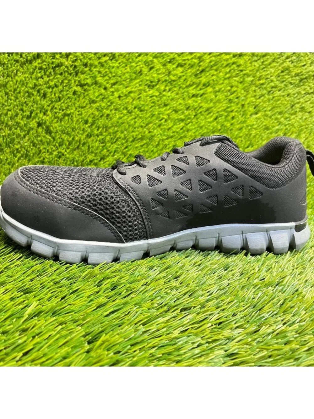 Reebok please review